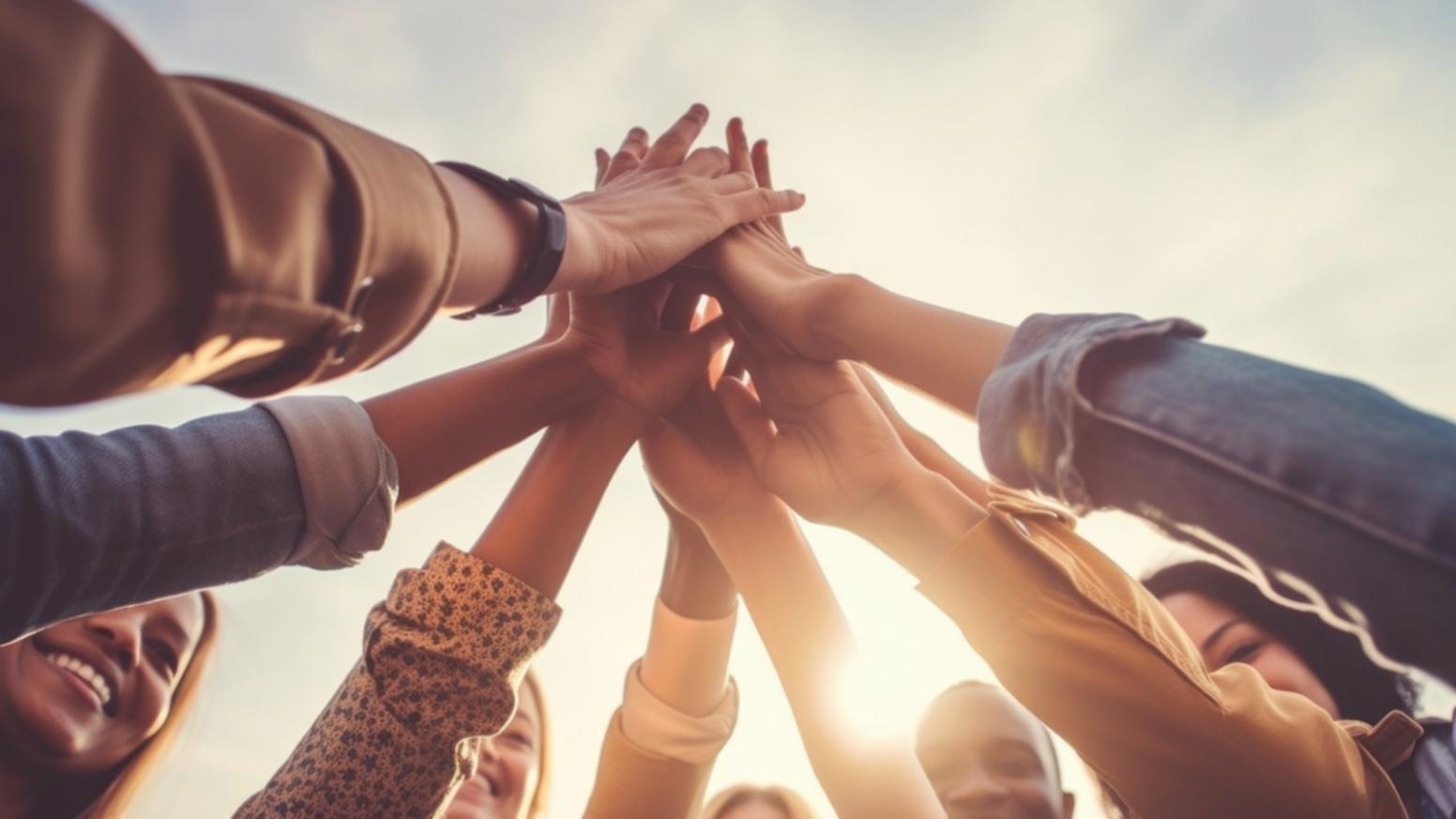 Espacio de trabajo colaborativo con herramientas de automatización